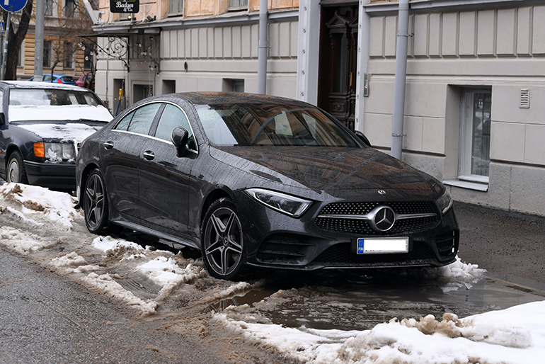 Martina aitolehti uusi auto