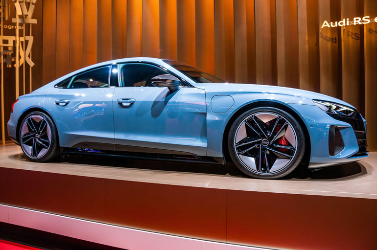 Audi rs e-tron gt 2