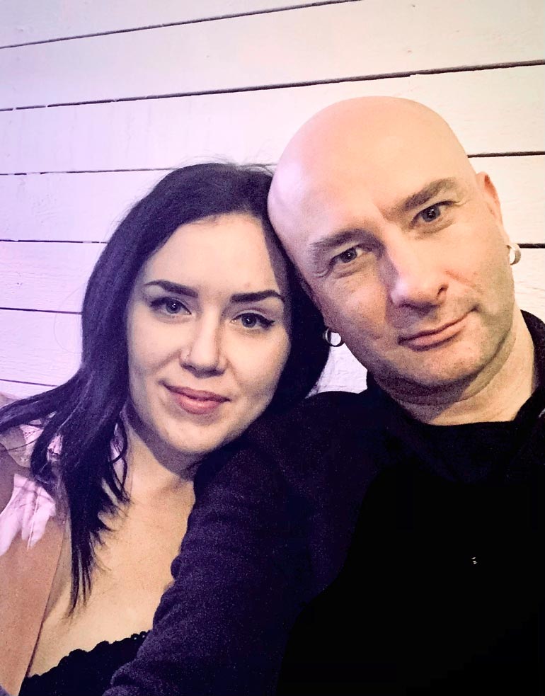 Herra Ylppö ja Julia-rakas ovat olleet yhdessä jo vuoden päivät. – Suhteemme on vakaalla tasolla.