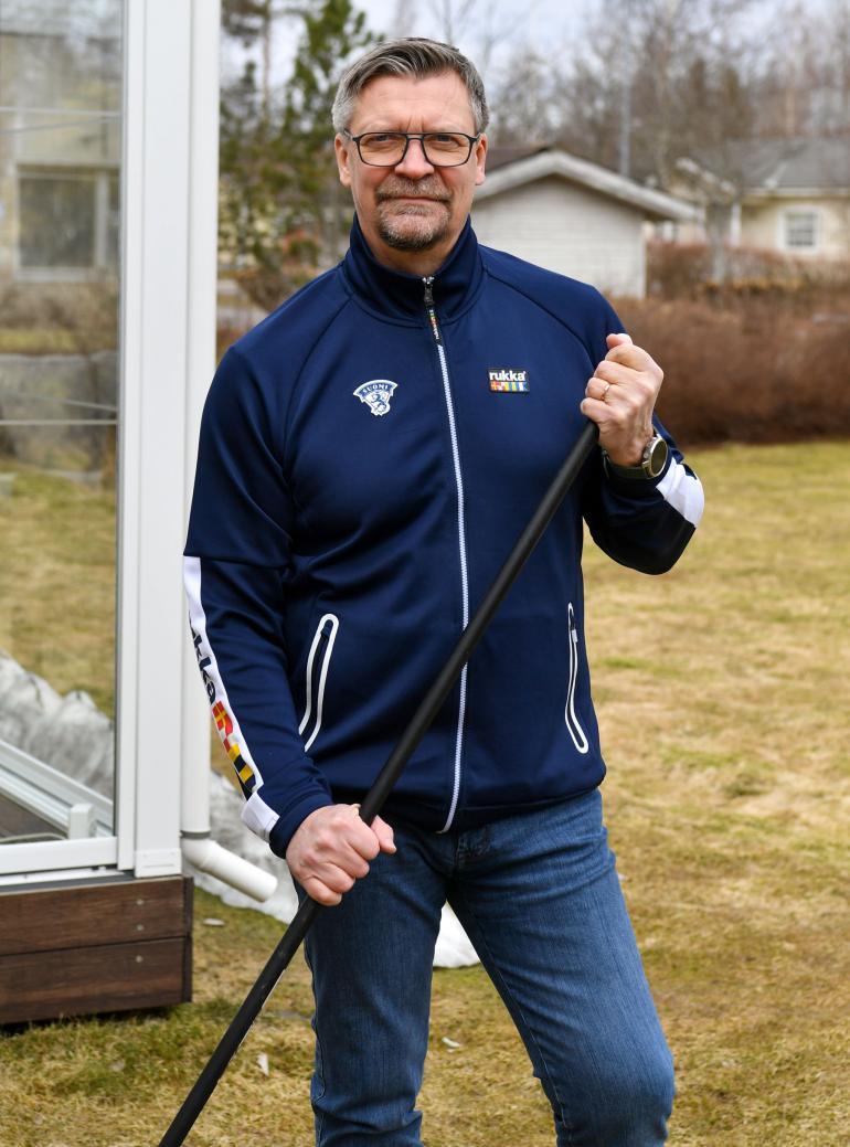Leijonien päävalmentaja Jukka Jalonen kertoi Seiskalle kuulumisiaan kotikaupungissaan Riihimäellä.