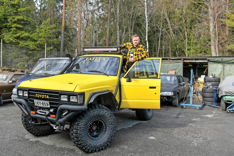 Aikaisemmin Ylellä nähty Latela pyörii tällä hetkellä Discovery+-suoratoistopalvelussa. – Yle lopettaa kaikki hyvät sarjat, mutta onneksi nyt saa näyttää ruudussa sponsoreita.