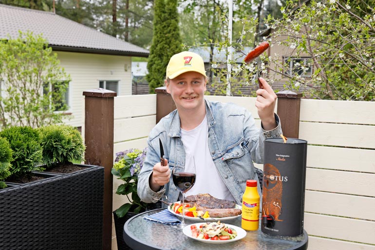 – Olen pihvityyppi ja rakastan punaista lihaa, mutta vihanneksetkin maistuvat.