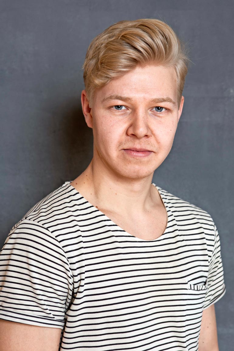 Joona hehkuttaa estoitta Mattia esittävää Jussi-Petteri Peräistä. – Tästä kaverista kuullaan vielä. Olen niin fiiliksissä siitä, että saan olla mukana hänen uransa alkutaipaleella.