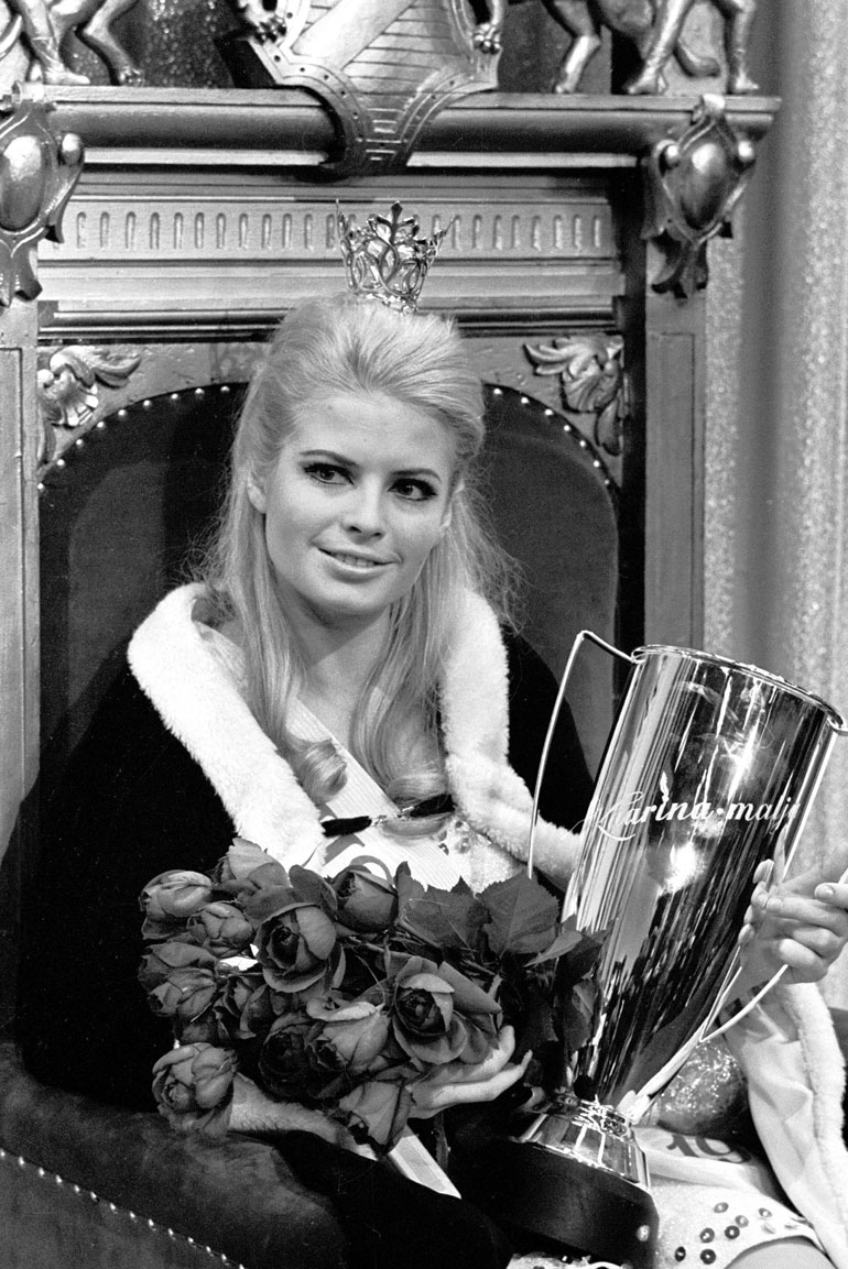 Leena Brusiin vasta kruunattuna Miss Suomena vuonna 1968.