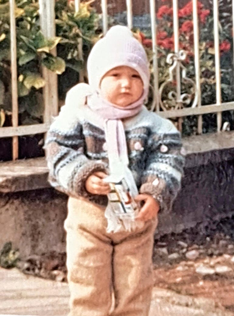 Senayn mukaan Kosovo oli käynyt todella vaaralliseksi, kun perhe muutti Suomeen.