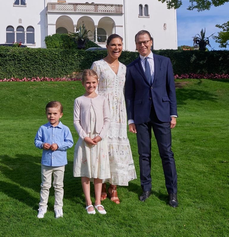 Victoria ja Daniel suunnittelevat viettävänsä viikonloppuja ja lomiaan Tukholman saaristoon nousevassa lomakodissaan.