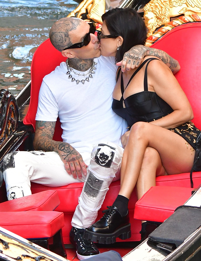 kourtney ja travis