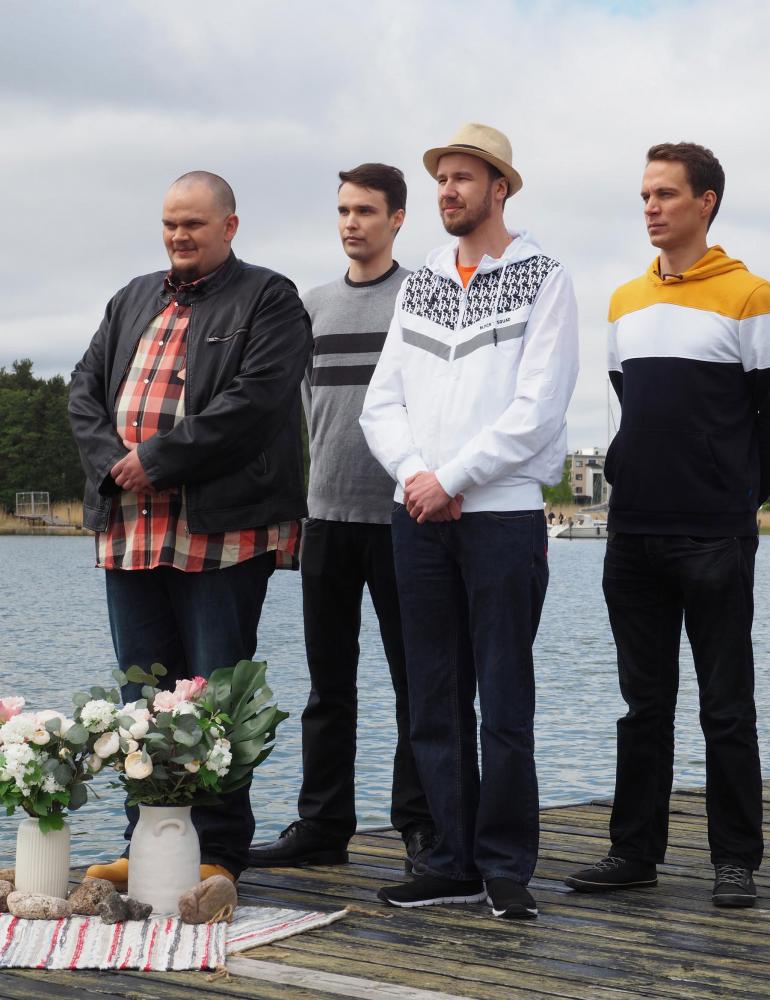 Stiinan puolisoehdokkaita ovat Veli-Matti (vas.), Tuomas, Juha-Pekka ja Arttu.