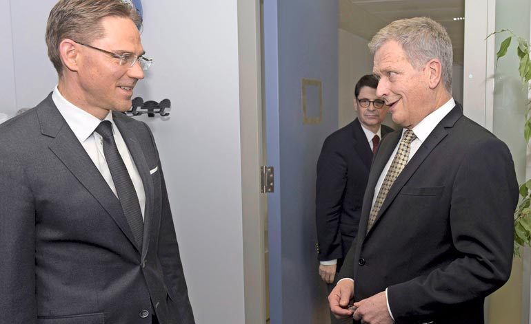 Sauli Niinistö valittiin tasavallan presidentiksi Jyrkin pääministerikaudella. Herrojen välillä on ollut erimielisyyksiäkin, kun Jyrki jätti Saulin ulos hallituksesta 2007.