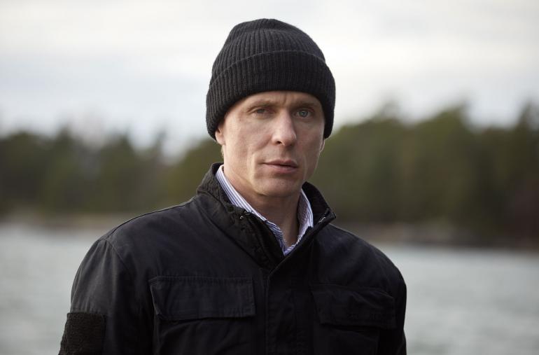 Ymmärrätsie, et mie oon vaarallinen? Sarjamurhaaja Lasse Maasaloa näyttelee Sampo Sarkola.