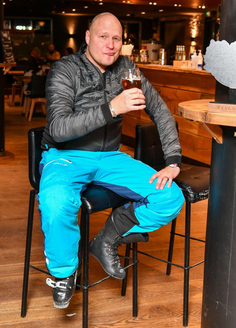 Aleksin mukaan Kalle Palander on tänäkin vuonna osallistumassa Levin maailmancup-viikonloppuun. Tällaista meno oli vuosi sitten, kun Kalle oli Levillä liikenteessä Seiskan kanssa.