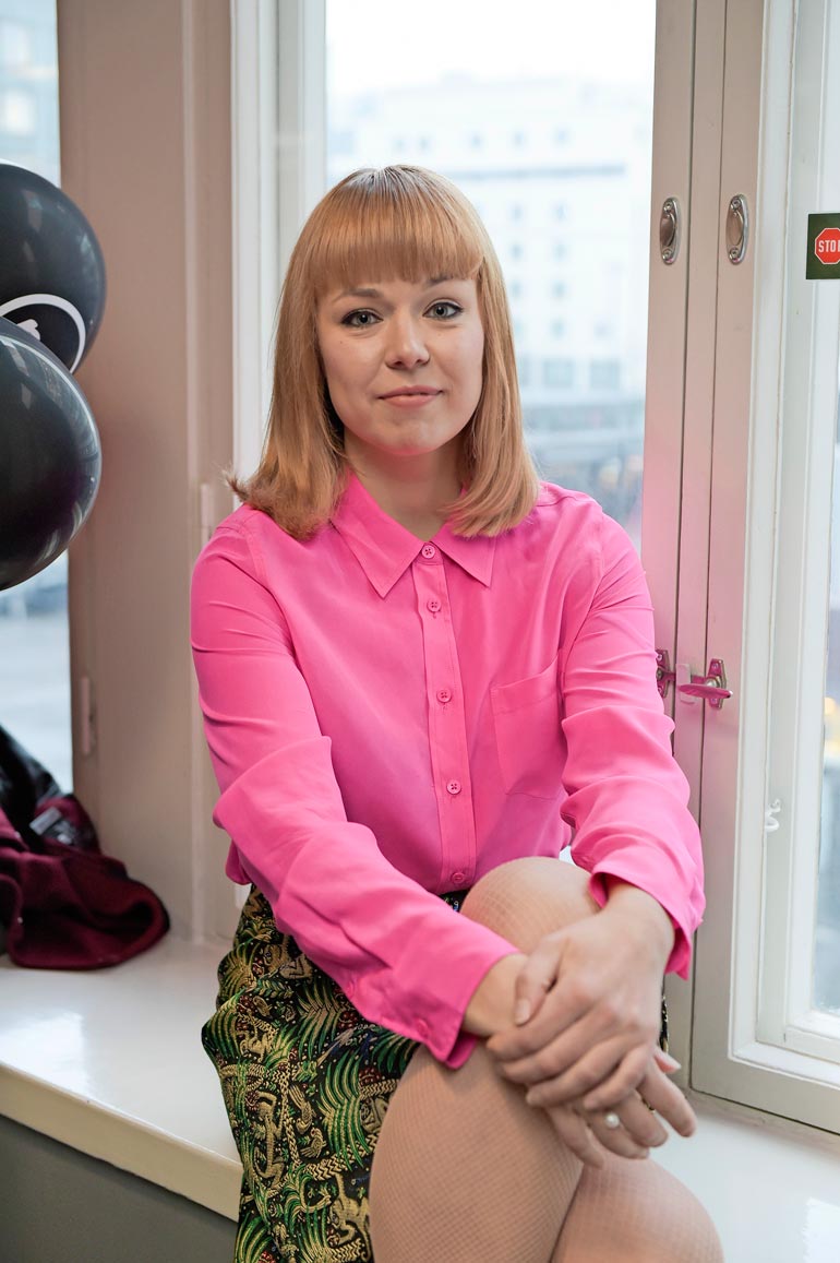 Minna paljasti äskettäin palaavansa kenkien suunnittelun pariin.