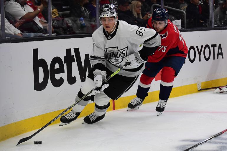 Kotkan poikii! Los Angeles Kingsin Rasmus Kupari on Kymenlaakson lahja suomalaiselle jääkiekolle.