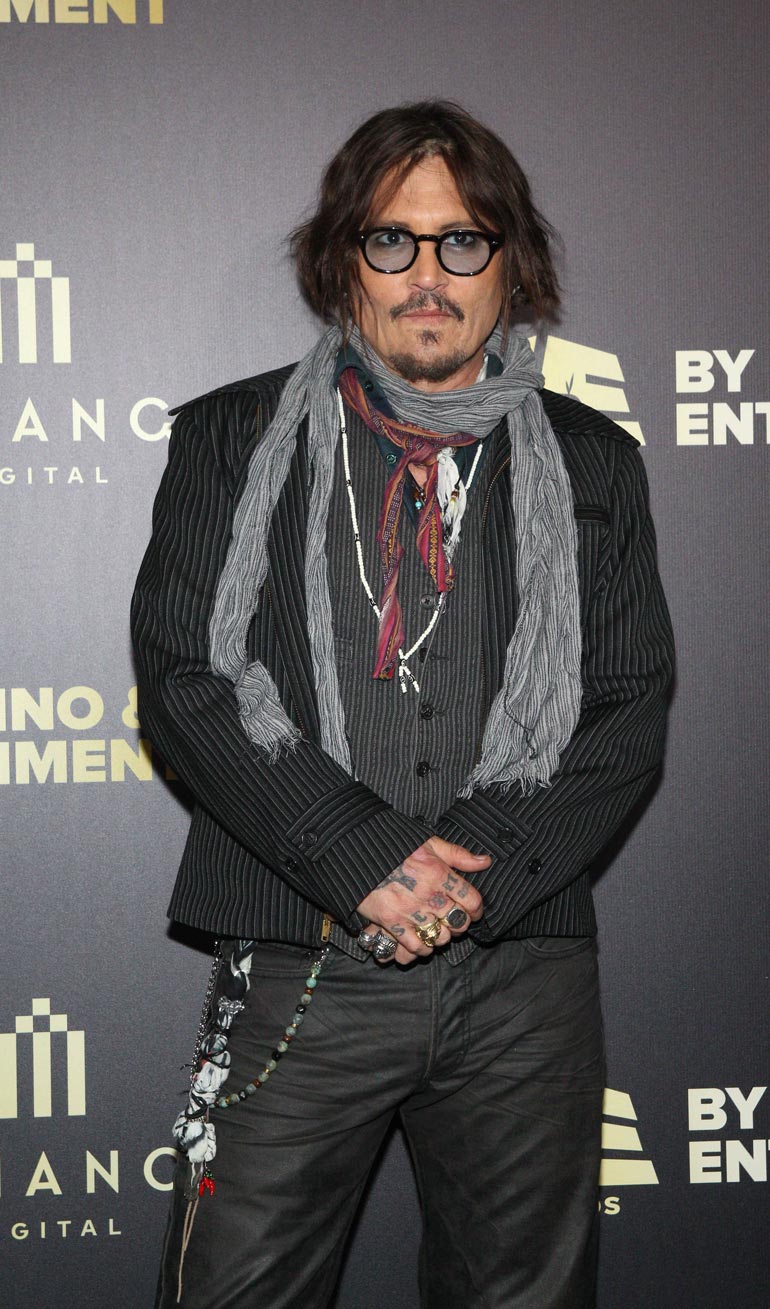 Näyttelijä Johnny Deppiä piinannut oikeustaisto on aiheuttanut hänelle akuutin rahapulan.