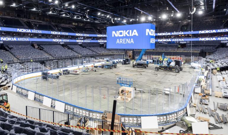 Tampereen uusi Nokia Arena lyö luun kurkkuun muille kotimaisille kiekkohalleille.