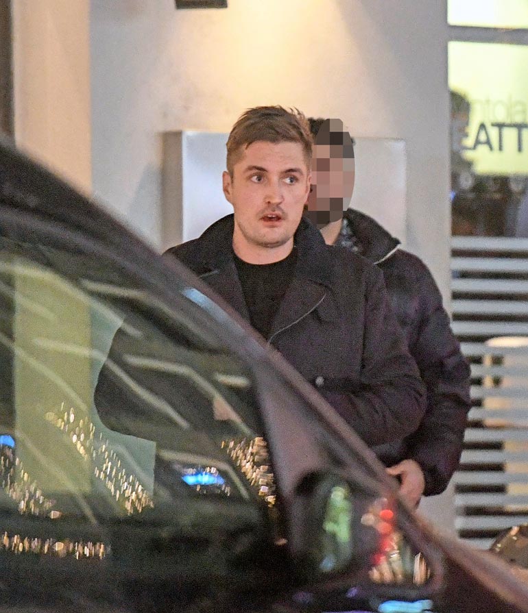 Stefan ”Stefu” Therman biletti viime viikolla villisti pitkin Helsinkiä. Sofia ei juhlaporukassa ollut.