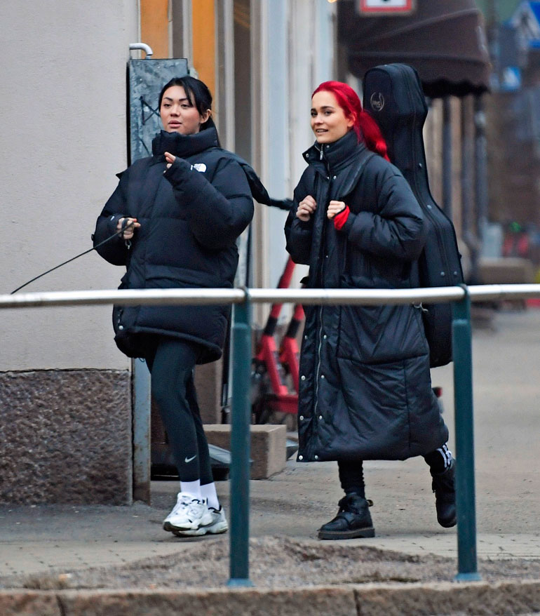 Shirly Karvinen ja Sanni