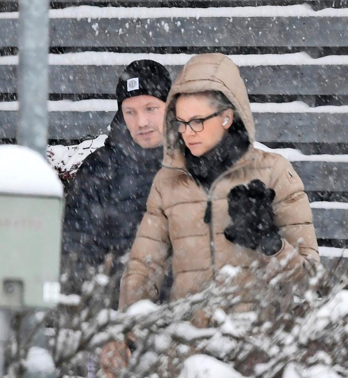 Seiskan paparazzi ikuisti kohuparin.
