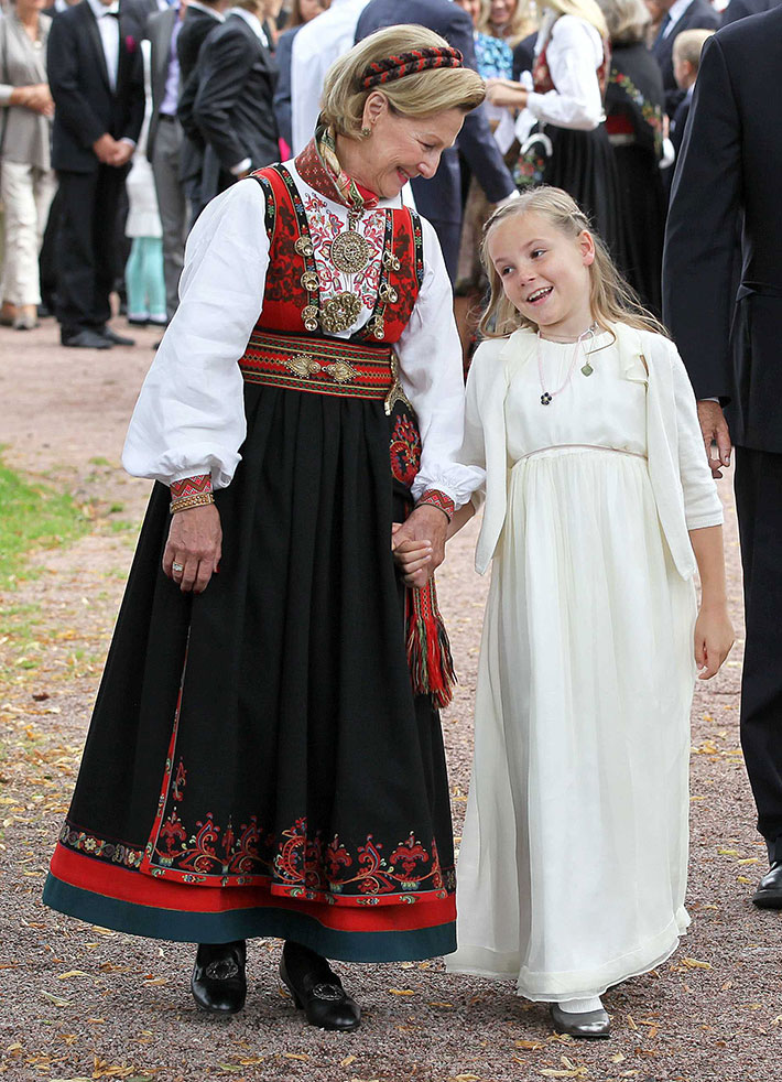 Norjan kuningatar Sonja ja prinsessa Ingrid