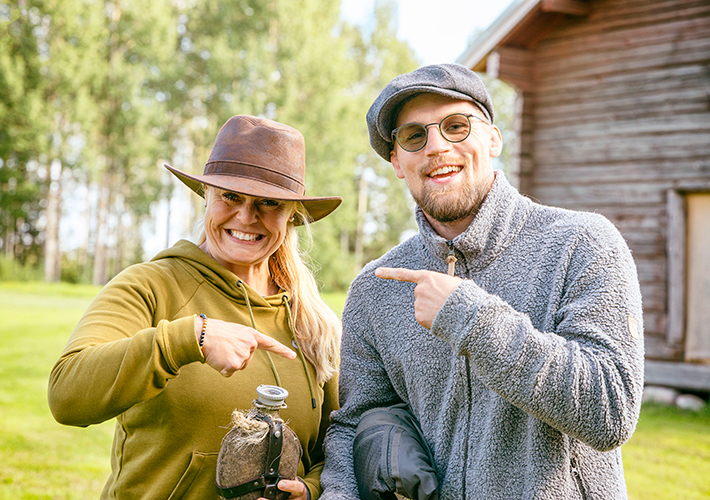 Kisan voittaa lopulta sovitusti Taina.