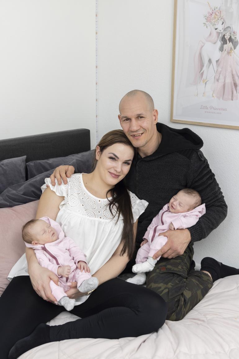 nadia ammouri, amin asikainen