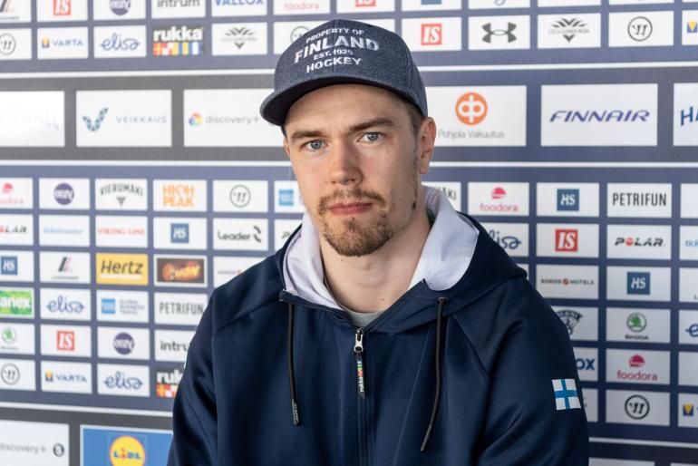 Juho Lammikko lähettää pienen piikin olosuhteista valittaneelle latvialaiselle NHL-vahville.