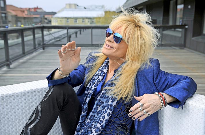 – Olen ikuinen lapsi, aina utelias ja innokas. Haluan pitää siinä suhteessa lapsen mielen, Michael Monroe sanoo.