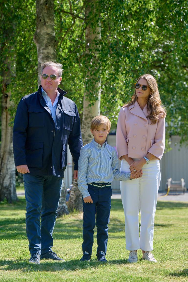 madeleine, chris, nicolas