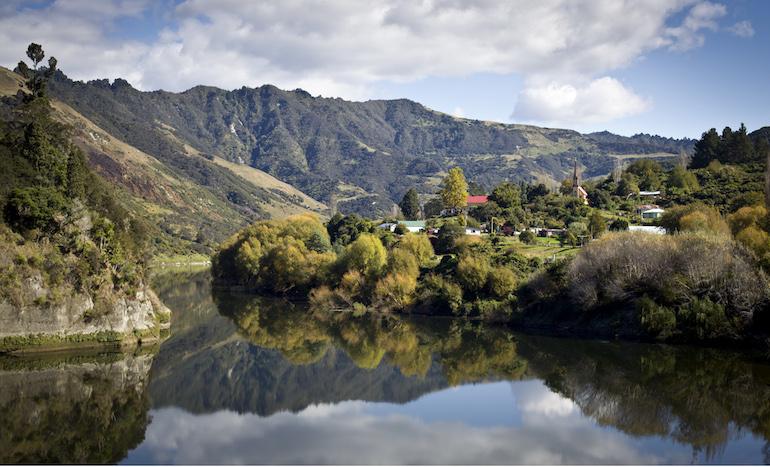 Whanganui-joki tunnustettiin oikeushenkilöksi.
