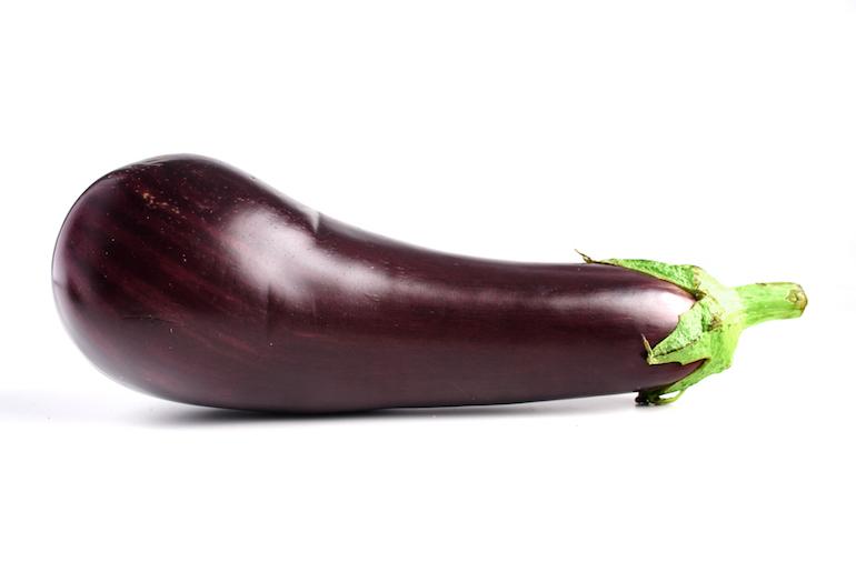 Miehet tekevät vaikka mitä peniksellään.