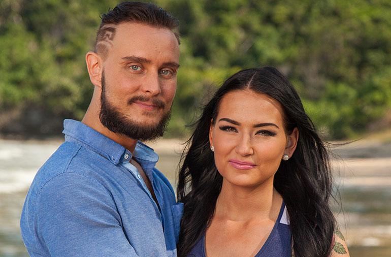 Jonne ja Sonja TISuomi-saarella.