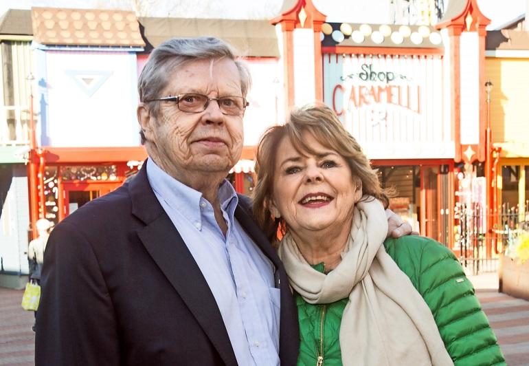 Pirkko Mannola ja Göran Stubb suuntaavat juhannukseksi pois Suomesta.