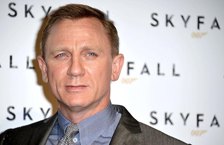 Daniel Craig punaisella matolla