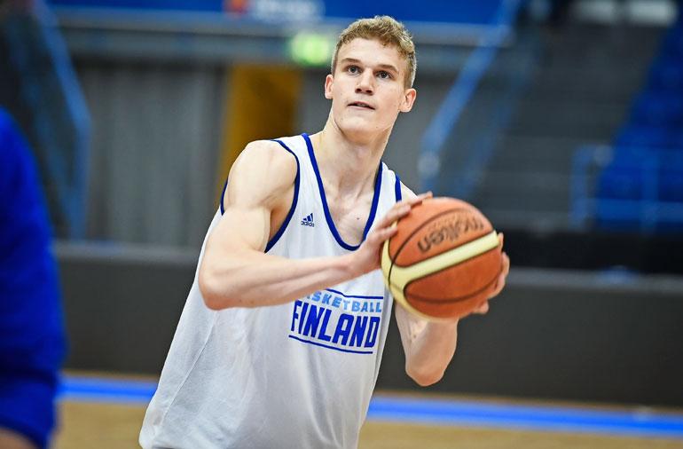 Lauri Markkanen käänsi päitä