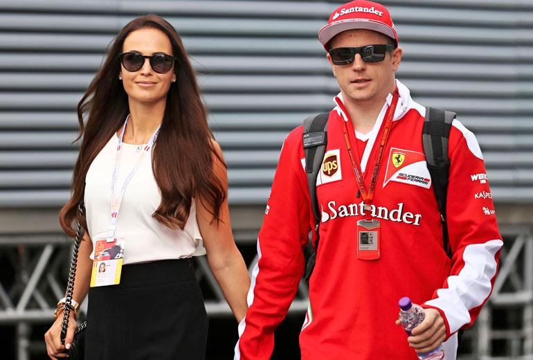 Kimi ja Minttu Räikkönen herättivät huomiota Helsingin edustalla.