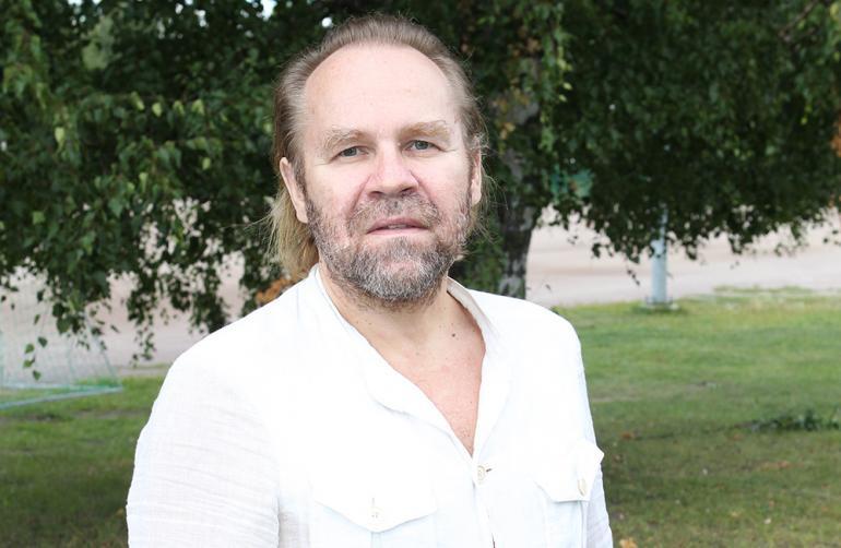 Jussi Parviainen puistossa.