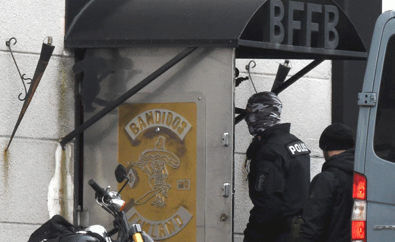 poliisi menee bandidos kerholle