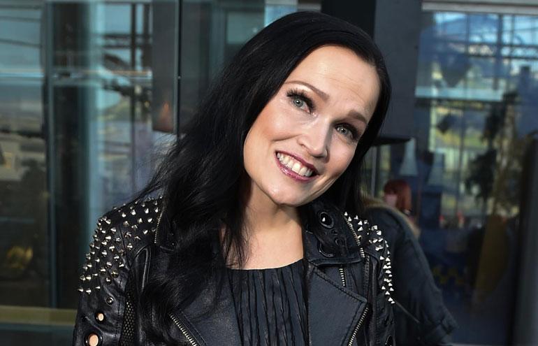 Tarja Turunen otti tatuoinnin.