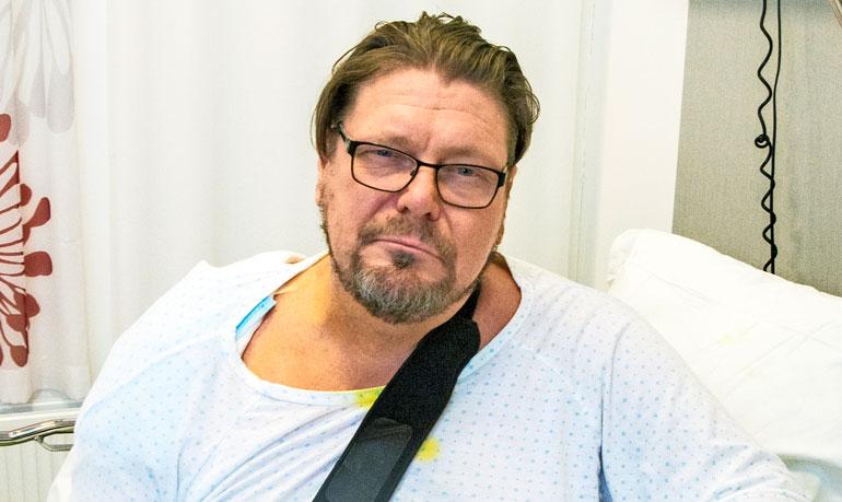 Henry Saari joutui leikkaukseen.