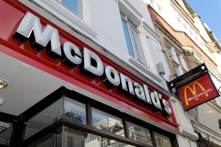 McDonald's esitti lapsille sopimatonta materiaalia.