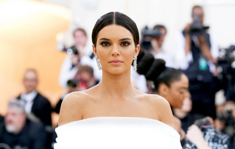 Miksi rakastan anaaliseksiähomo porno sarja kuvia