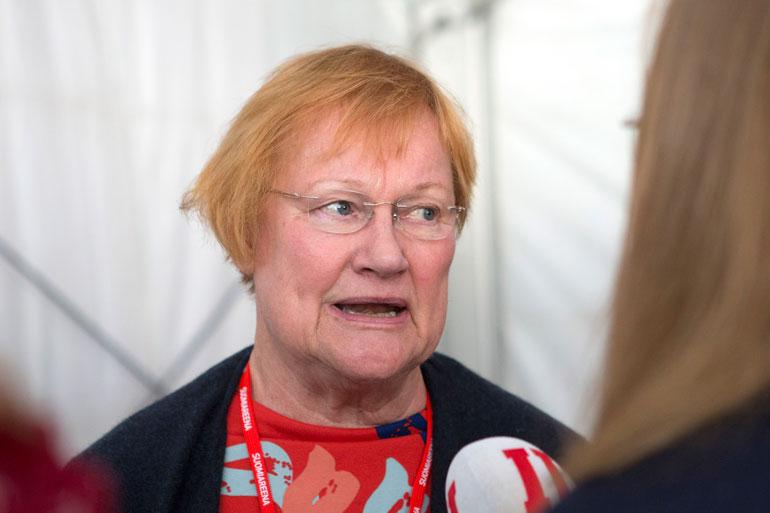 Tarja Halonen kävi lounaalla.