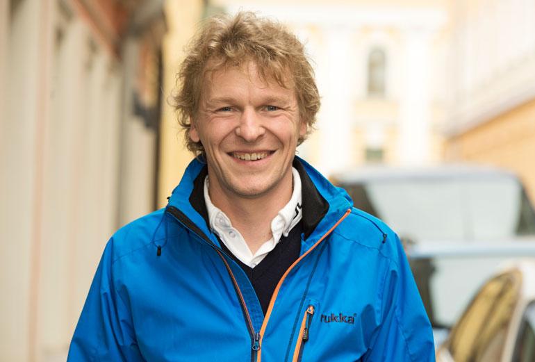 Toni Niemisen perhe kotiutui Ouluun.