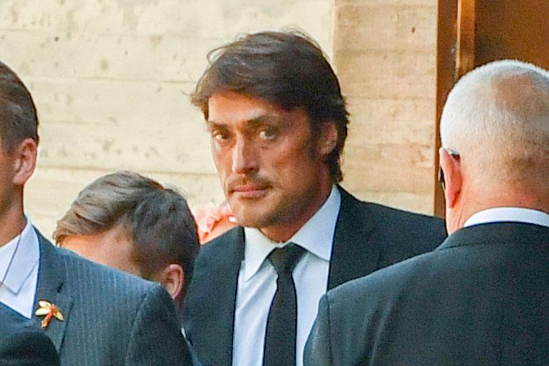 Teemu Selänne murtui hautajaisissa.