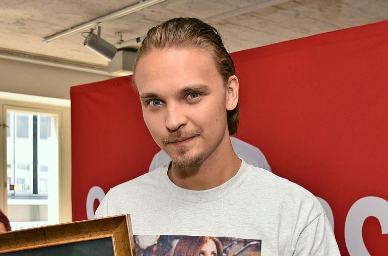 Roope Salminen laihdutti elokuvaa varten.