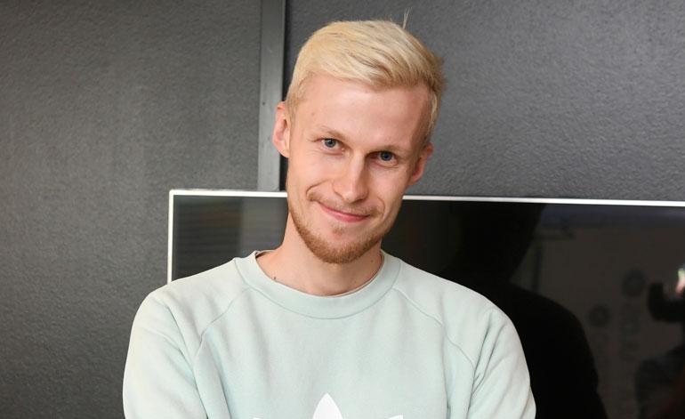 Roni Bäck teki tubettamisesta bisneksen.