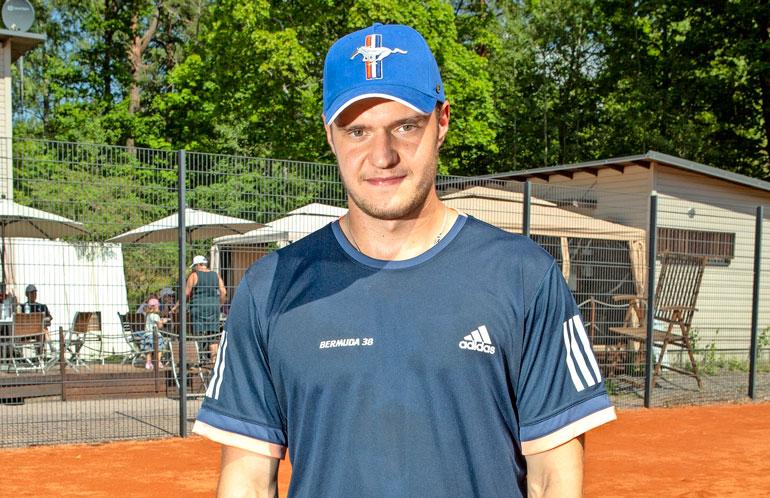 Aleksander Barkovin mökin pihatyöt ovat edelleen kesken.