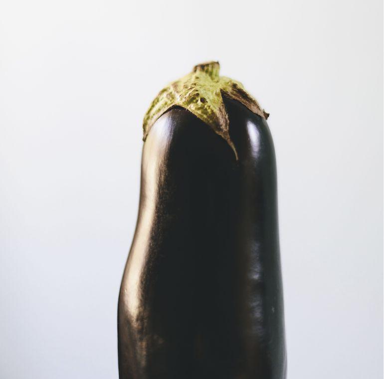 Miehen penis oli muistutti munakoisoa.