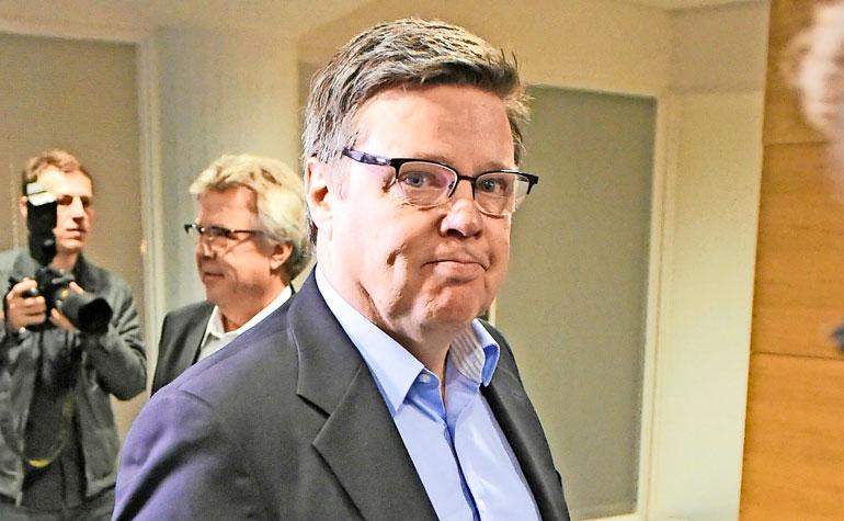 Jari Aarnion tapauksen kotietsinnöissä on epäselvyyksiä.