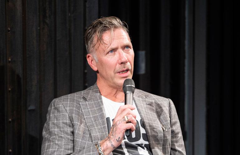 Mikael Persbrandt avautuu huumevuosistaan kirjassa.